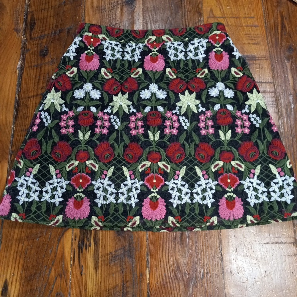 Lucy Paris Embroidered Floral Skirt Mini Summer Black/Multi-Color Women's Size M